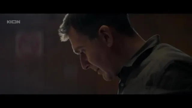 Кадры из сериала Хрустальный (2021)